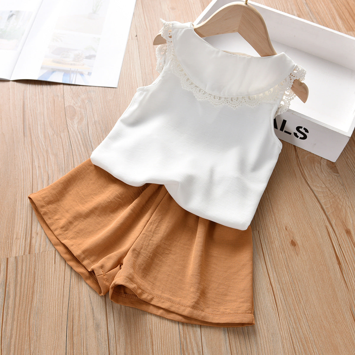 Two-Piece Set with Top and Shorts for Girls